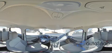 2013 Ford Focus Se z USA, uszkodzony, nr VIN 1FADP3F28DL115804